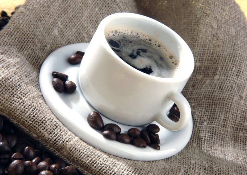 Velika studija pokazala: Ispijanje kave korisno je za zdravlje jetre