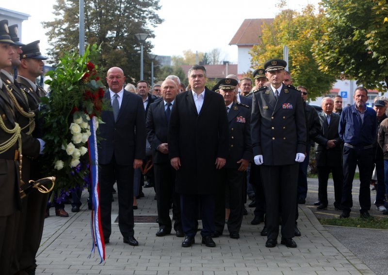 [FOTO] Milanović uručio odlikovanja pripadnicima 137. brigade