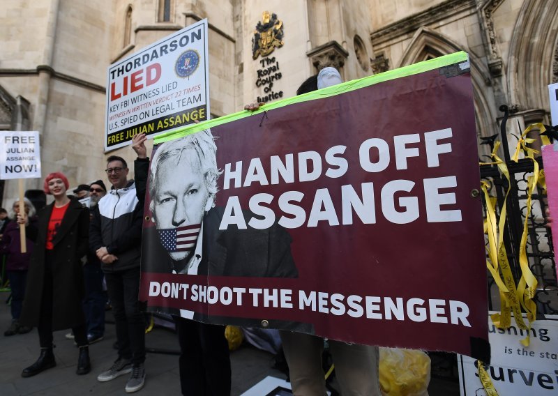 Assange bi se mogao ubiti bude li izručen, upozorava obrana