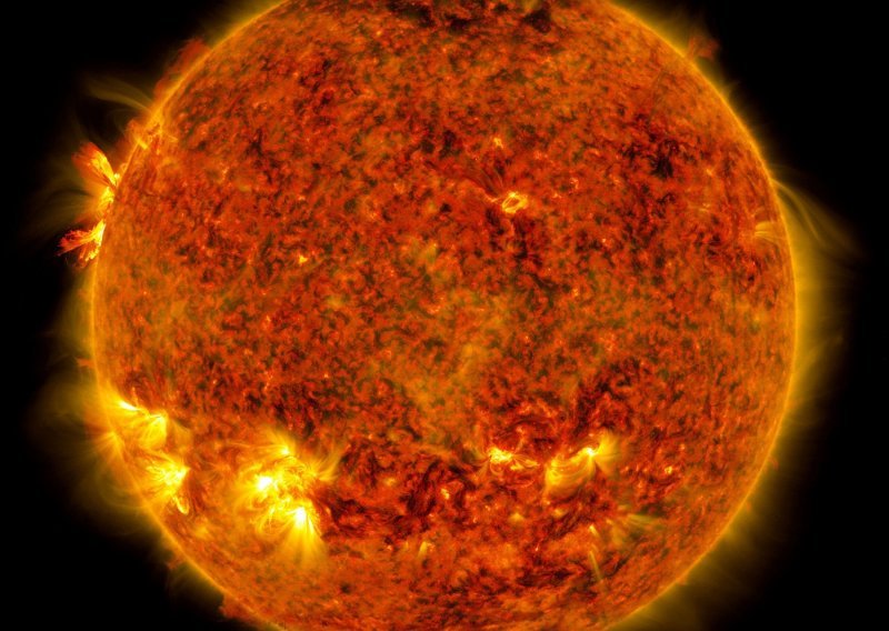 [VIDEO] Što su Sunčeve baklje i zašto strepimo od njih?