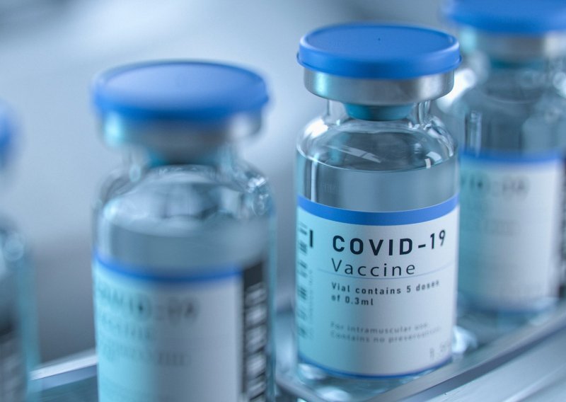 J&J optužen za kršenje ugovora o kupnji cjepiva protiv covida 19