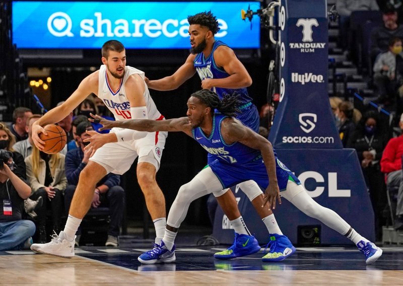 [FOTO] Ivica Zubac odigrao utakmicu sezone u NBA ligi; hrvatski centar stigao je do impresivnog double-double učinka u slavlju Clippersa