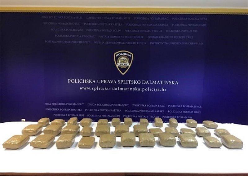 Splitskoj policiji dolijao diler s 27,5 kilograma marihuane