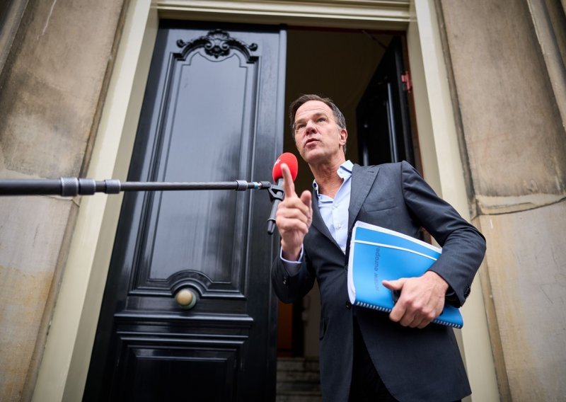 Nizozemski premijer nazvao prosvjednike idiotima nakon treće noći nasilja