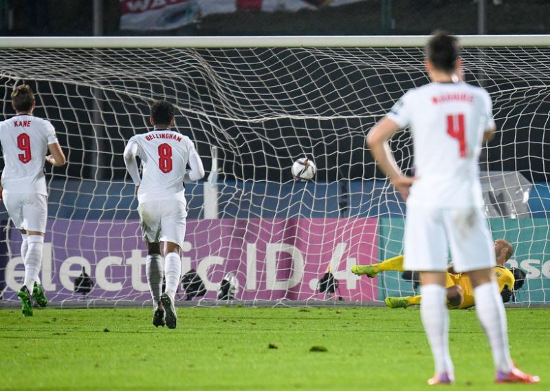[FOTO] Englezi počastili San Marino 'desetkom', izjednačili rekord star 57 godina i izborili nastup na Svjetskom prvenstvu. Kane poput Mbappea