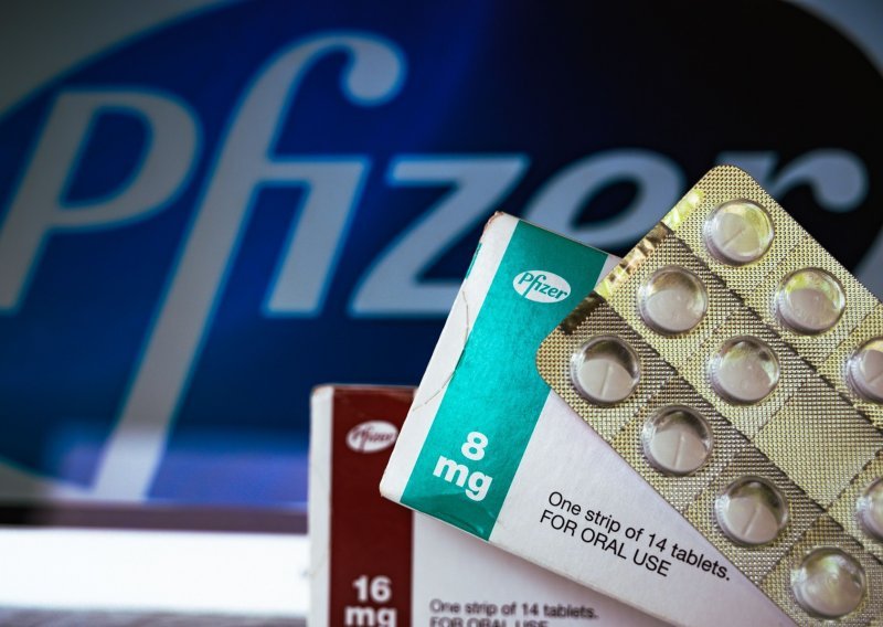 Pfizer dopušta prodaju generičkih verzija svoje eksperimentalne pilule za covid-19