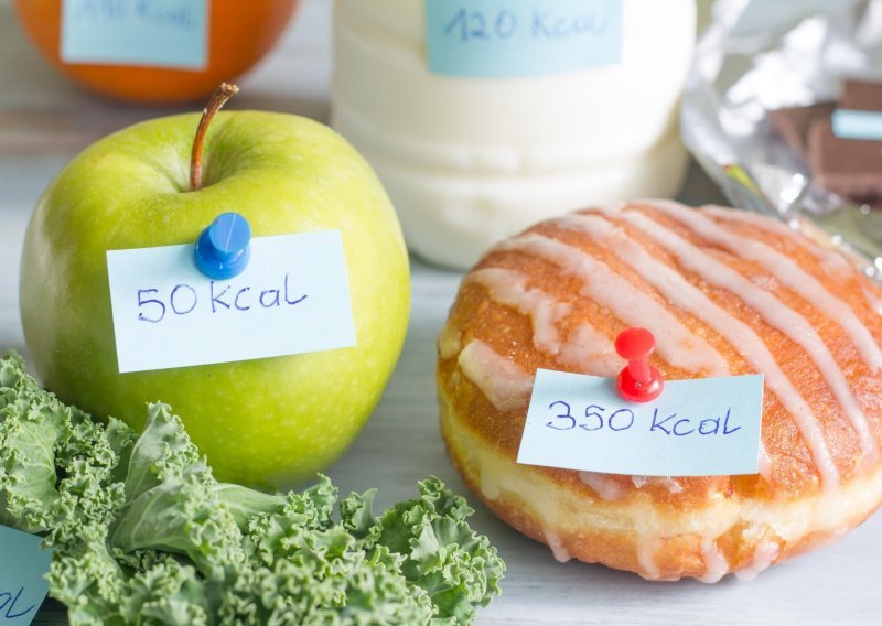 Štreberski brojite kalorije, ali kilogrami se ne tope: Evo zašto se još uvijek debljate unatoč tome što važete svaki zalogaj