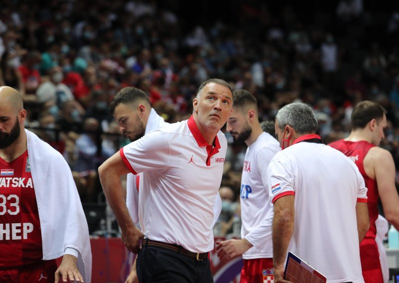 Izbornik Veljko Mršić odabrao 15 košarkaša za početak kvalifikacijskog ciklusa za SP, a prvi suparnik je Slovenija