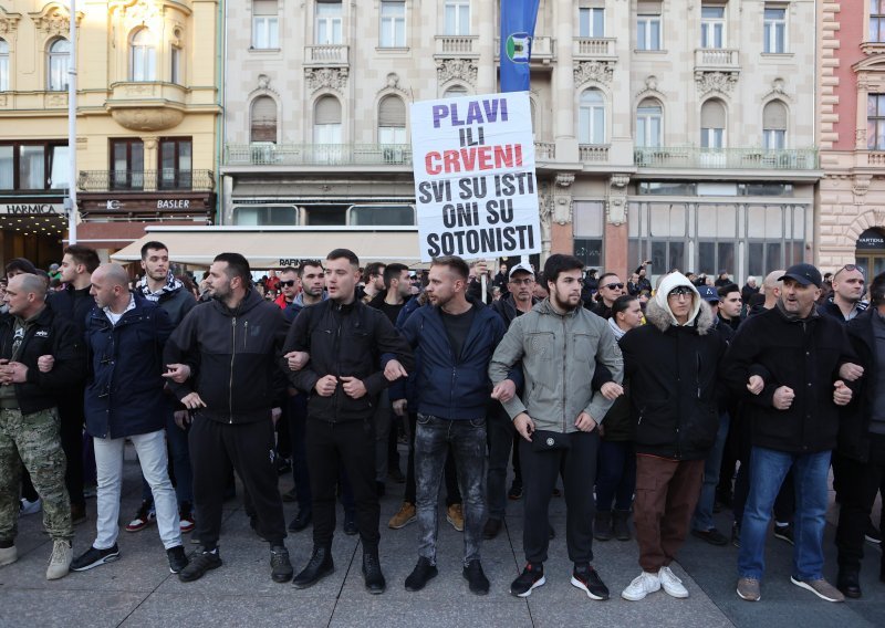Organizatori postrojavanja '1. dragovoljačke bojne' na Trgu: Što manje znaju, to će manje doći sabotirati