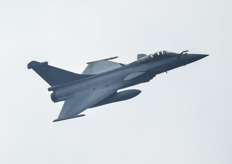 Ujedinjeni Arapski Emirati kupuju 80 francuskih borbenih zrakoplova Rafale