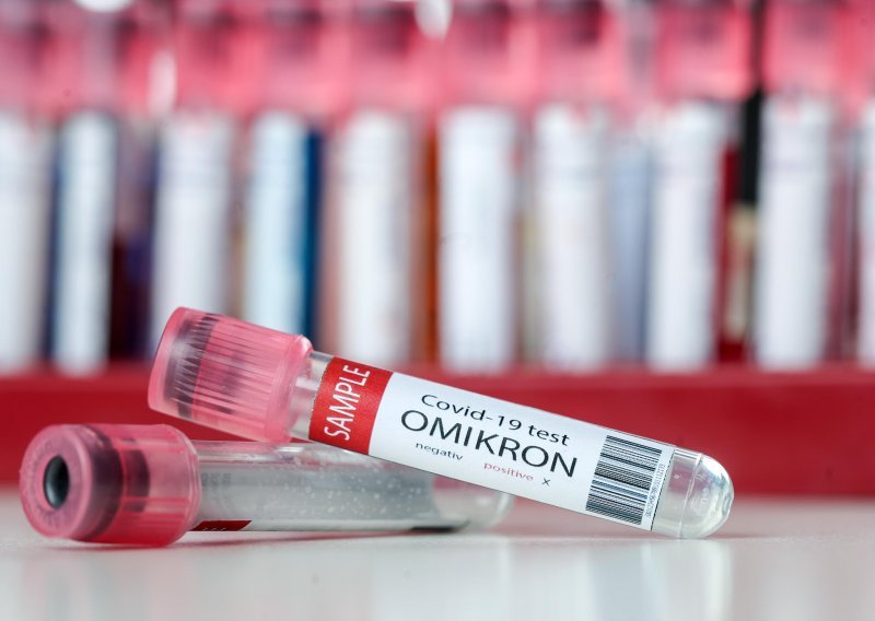 Američki farmaceutski div: Testovi upućuju da antigenski lijek djeluje protiv omikrona
