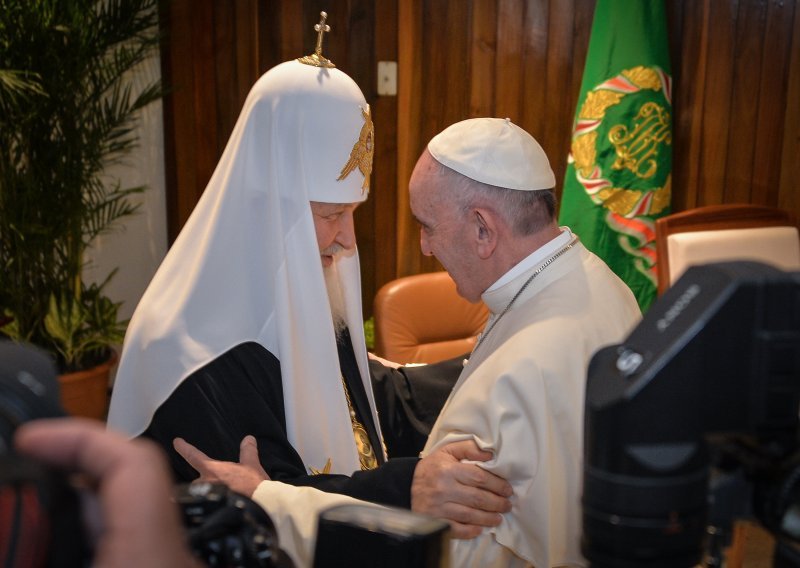 Papa spreman otići u Moskvu na sastanak s patrijarhom Kirilom