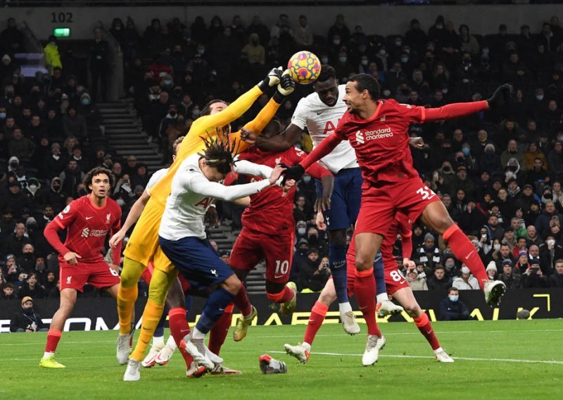 [FOTO] Tottenham prekinuo Liverpoolov niz pobjeda; 'spursi' i 'redsi' u Londonu su odigrali sjajan derbi s čak četiri gola