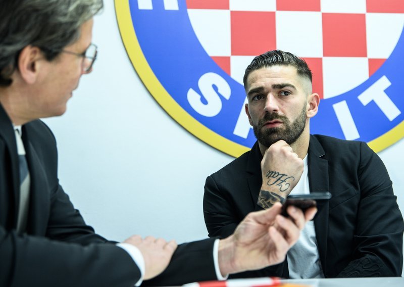 Marko Livaja otvoreno o tome zašto je kao 16-godišnjak napustio Hajduk, što ga je tada razljutilo, ali i zašto je jedva dočekao novi poziv s Poljuda: Znamo kako navijači dišu