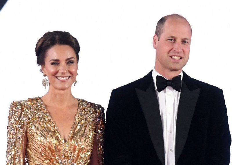 Od Kate Middleton, kraljice Letizie do unuke Grace Kelly: Ovo su najbolje odjeveni članovi kraljevskih obitelji u ovoj godini