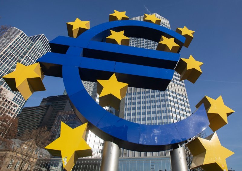 20 godina postojanja: Euro nije samo jedna od najmoćnijih valuta na svijetu, nego je i simbol europskog jedinstva