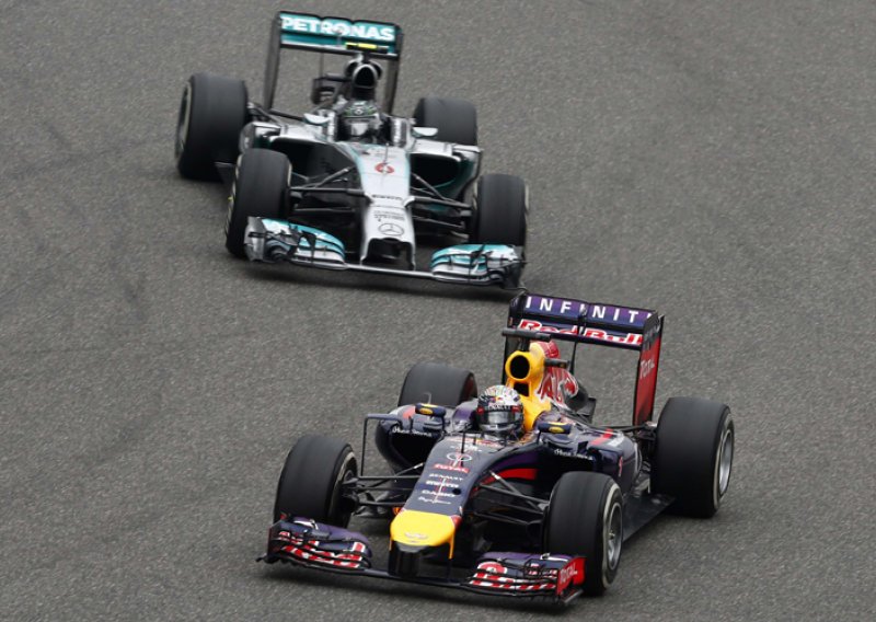Izbio rat Red Bulla i Mercedesa: Neće biti pomirbe!
