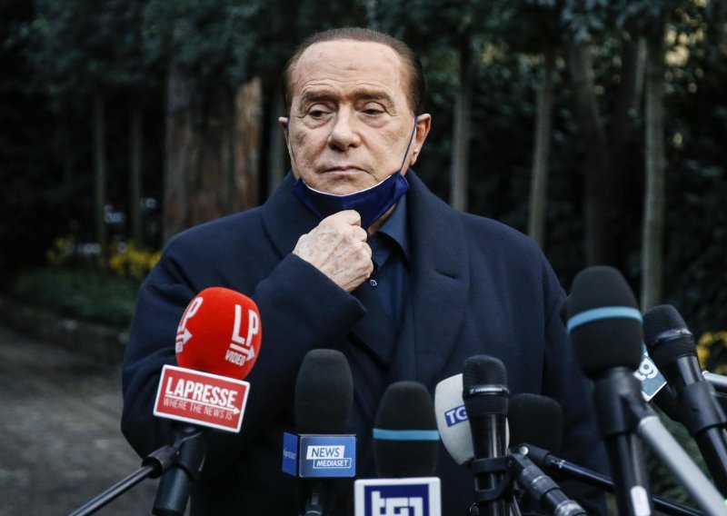 Berlusconi potvrdio da je odustao od kandidature za predsjednika