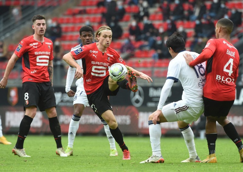 [FOTO] Rennes s čak šest golova torpedirao nemoćni Bordeaux, Lovro Majer asistent