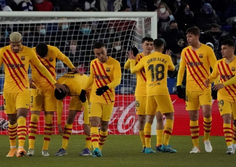 Barcelona u samoj završnici do pobjede kod Alavesa; Luka Modrić pokrenuo Realov preokret i spašavanje ugleda