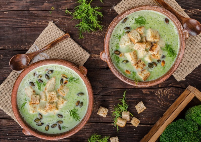 Kremasta, topla i tako fino začinjena - zdjelica ove juhe od brokule se ne odbija