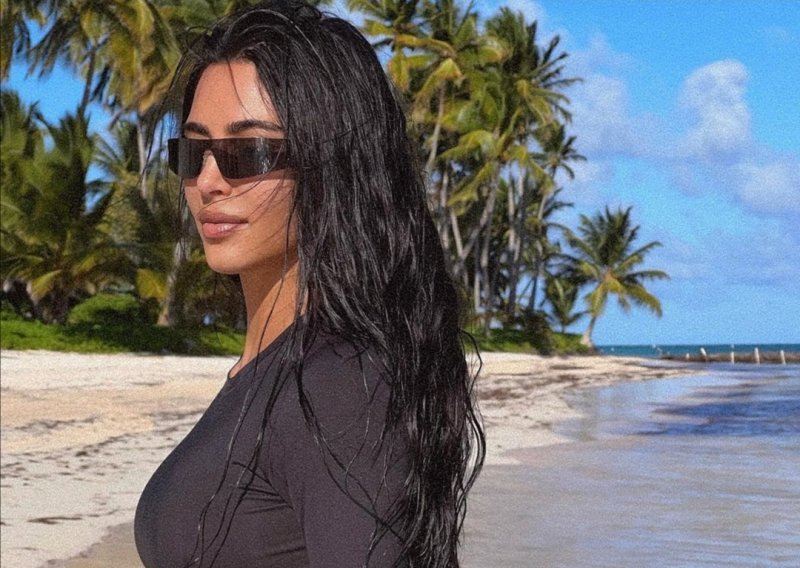 Zahvaljujući Kim Kardashian ovi kupaći kostimi mogli bi postati veliki hit