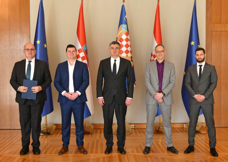 Predsjednik Milanović primio predstavnike nizozemske tvrtke Green Trust, predstavili mu projekt vjetroelektrane Lički medvjed