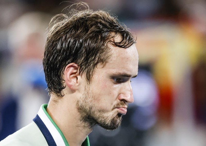 Razočarani Medvjedev nakon poraza u finalu Australian Opena odustao od Rotterdama: Još je rano...