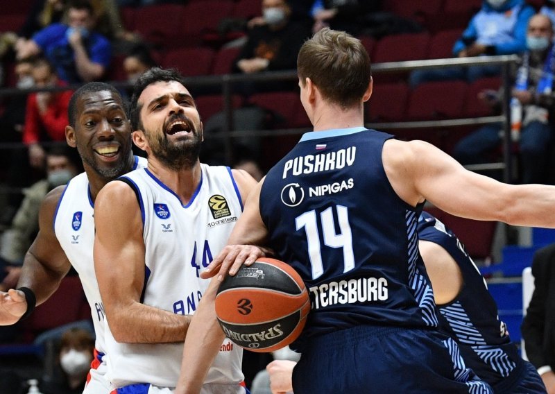 [VIDEO] Nakon pada na glavu koji je šokirao košarkaški svijet stigli su nalazi hrvatskog reprezentativca Krune Simona