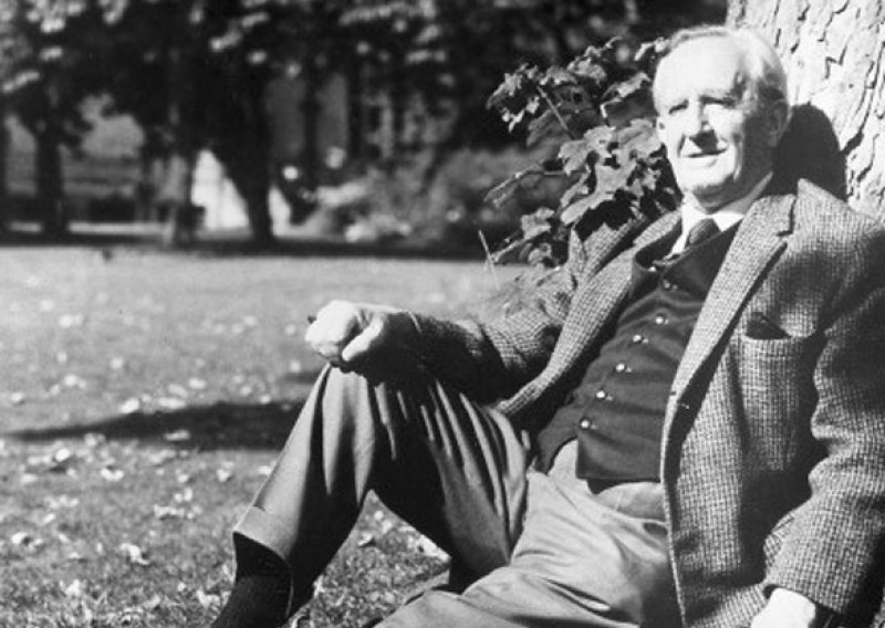 Tolkienove fanove raveselit će njegov prijevod junačkog epa