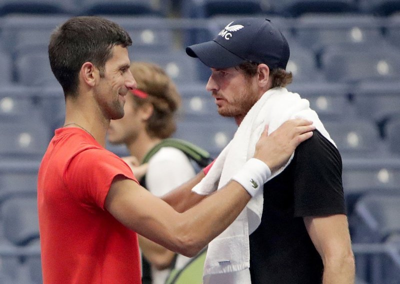 Novak Đoković mu je jedan od najboljih prijatelja na ATP Touru, ali legendarni škotski tenisač za njega baš i nema razumijevanja