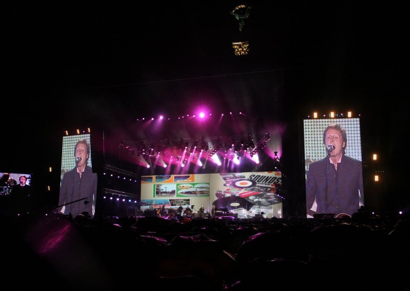Paul McCartney u dirljivoj posveti Ukrajini prisjetio se povijesnog koncerta u Kijevu