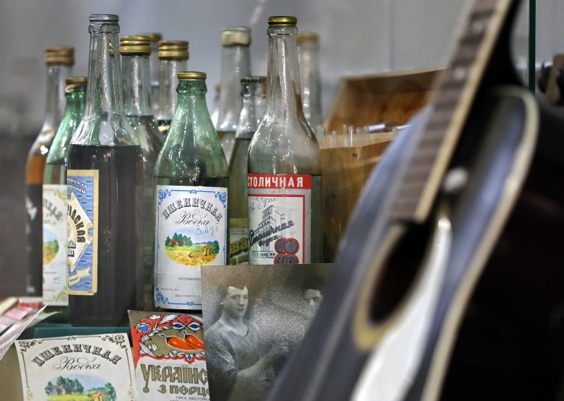 Ruski proizvodi izbačeni iz njemačkih trgovina - od votke do paste za zube