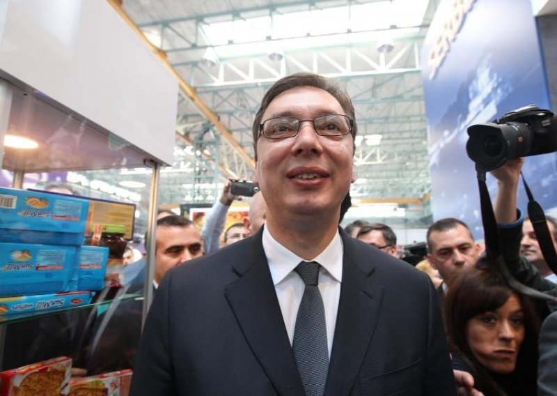 Vučić o korupciji i vezama s mafijašima