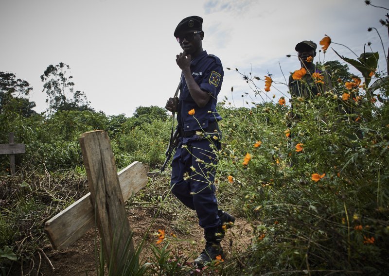 Najmanje 60 mrtvih u izlijetanju teretnog vlaka u DR Kongu