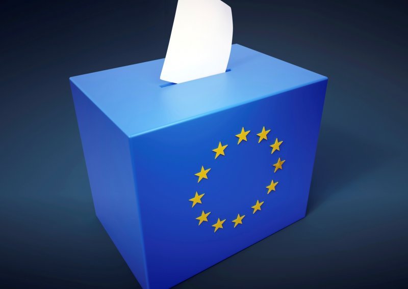 Ustavni sud odbacio sve prigovore na referendum o EU