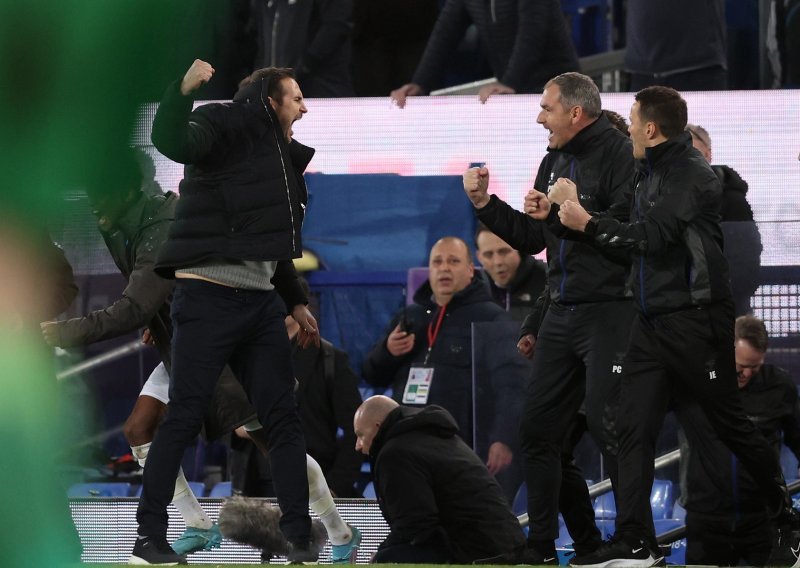 Lampard u euforičnoj proslavi pobjedničkog gola slomio ruku pa šokirao izjavom: Boli, ali to me trenutno ne zanima
