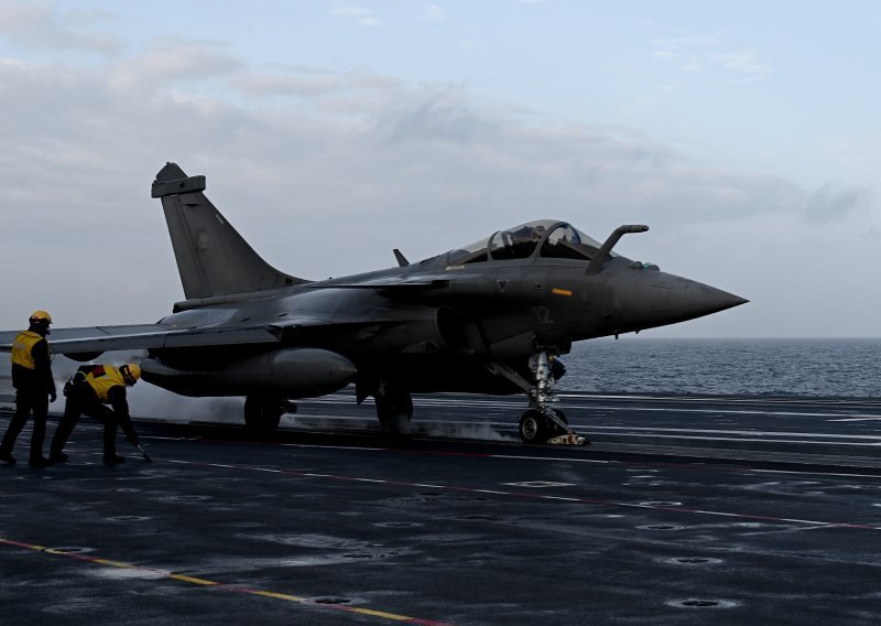 Grčka kupuje još šest francuskih borbenih aviona Rafale