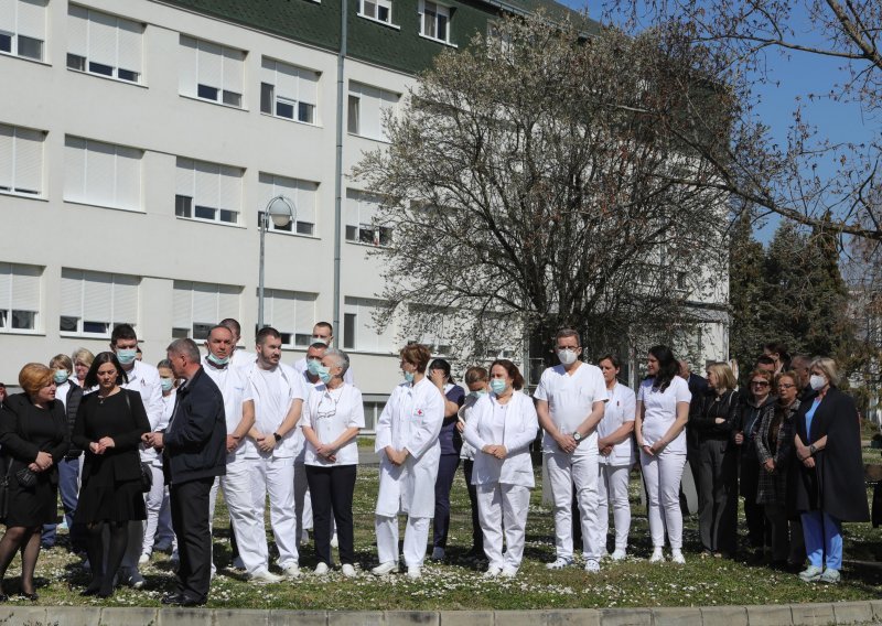 Dan žalosti u Vukovaru; kolege i prijatelji ispratili dr. Vesnu Bosanac na posljednji počinak