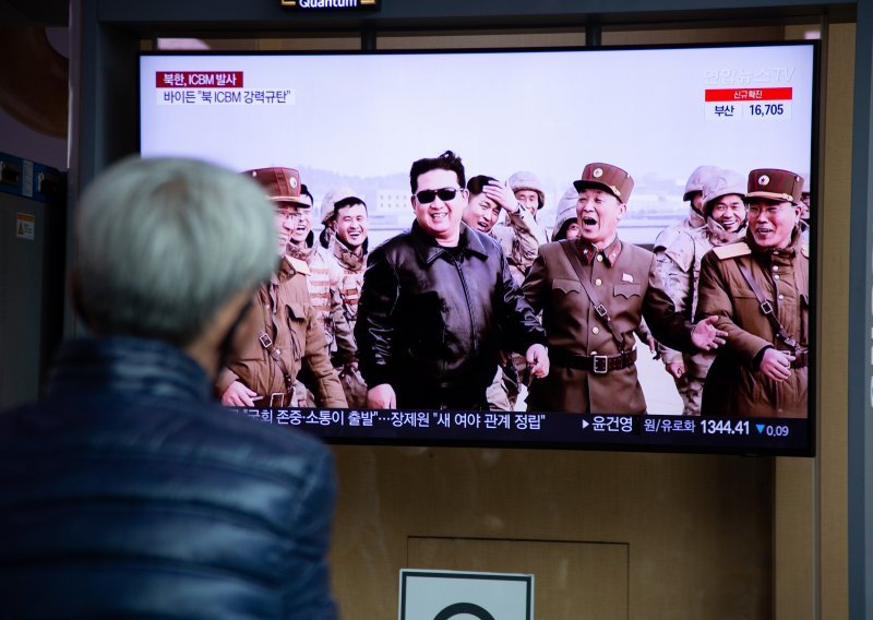 Sjeverna Koreja testira nove balističke projektile za 'dugi' sukob sa SAD-om