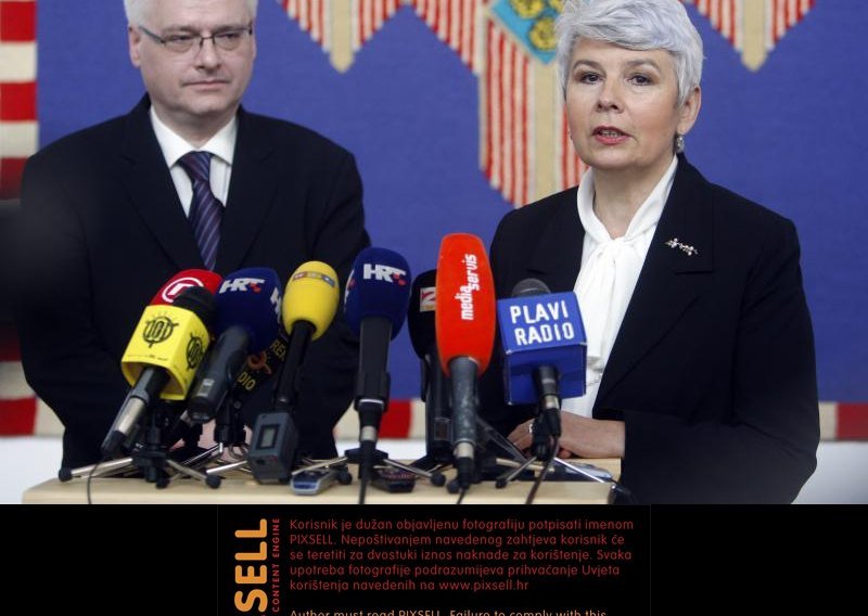 Analitičari: Kosor i Josipović izjavama o Haagu štete državi