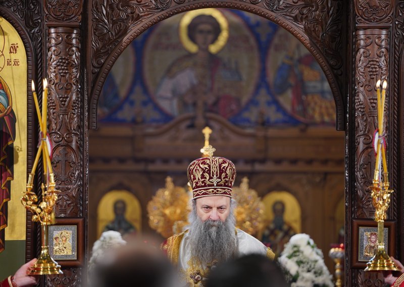 Patrijarh Srpske pravoslavne crkve Porfirije čestitao Uskrs