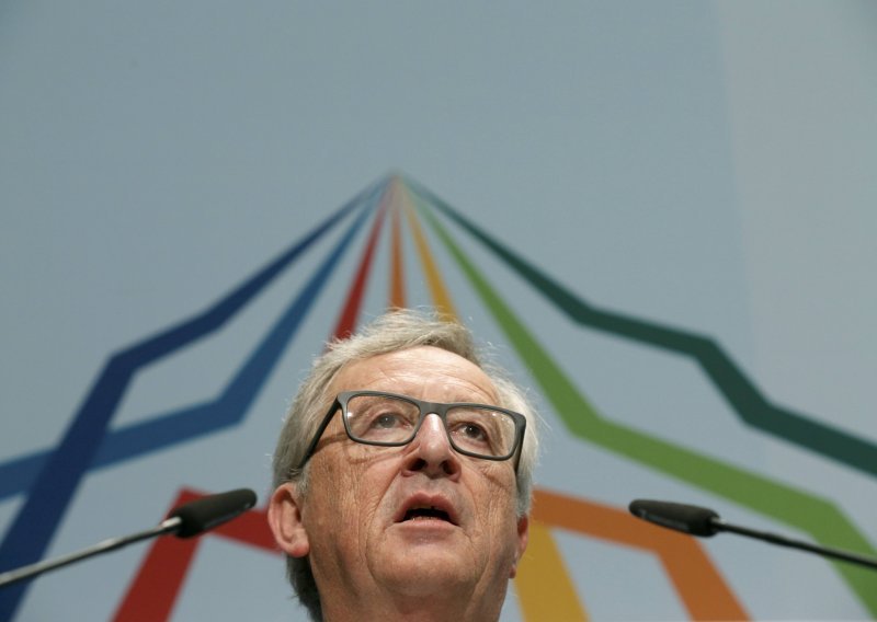 Juncker održao lekciju Poljskoj i Slovačkoj