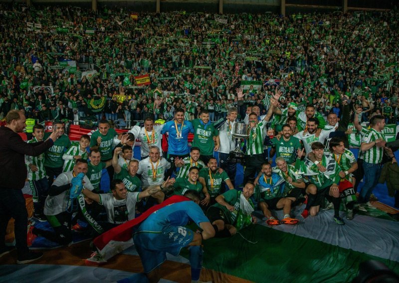 [FOTO] Drama u finalu španjolskog Kupa Kralja razriješena iz 11-eraca; Betis nakon 17 godina opet uzeo trofej
