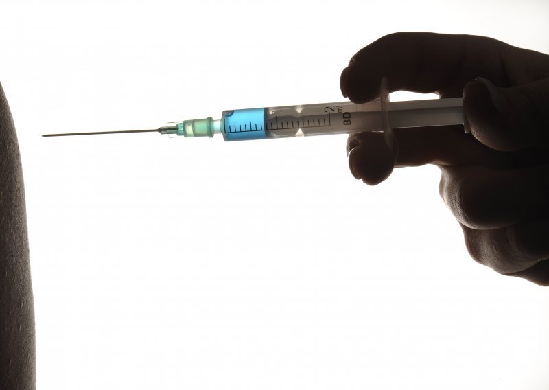 Do kraja godine besplatno cijepljenje protiv HPV-a