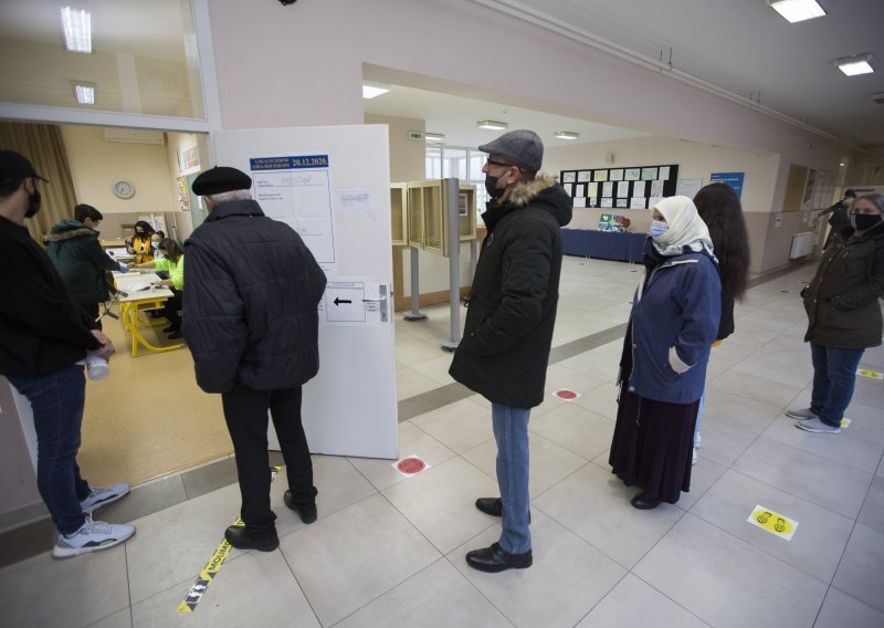 Pet mjeseci prije izbora u BiH još uvijek nema osiguranih novaca za njihovo održavanje