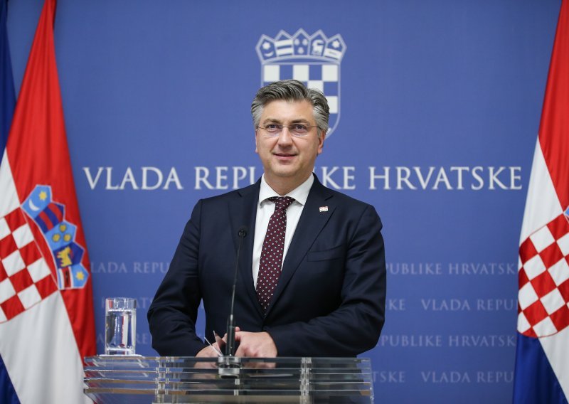[VIDEO] Plenković predstavio nove ministre, najavio da će Aladrovića i Miloševića vratiti u Vladu pod jednim uvjetom