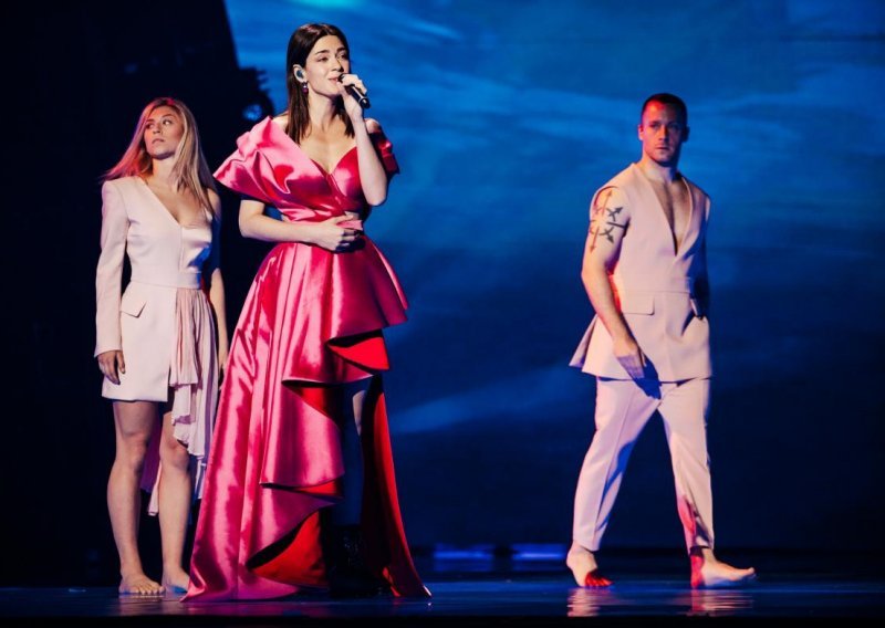 Pogledajte bajkovitu haljinu u kojoj će Mia Dimšić braniti boje Hrvatske na ovogodišnjem Eurosongu