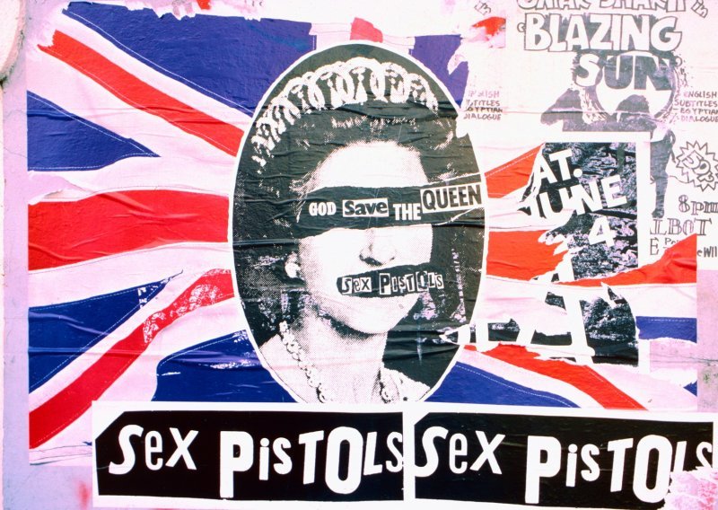 Sex Pistolsi kraljičinom platinastom jubileju doprinose reizdanjem 'God Save The Queen'