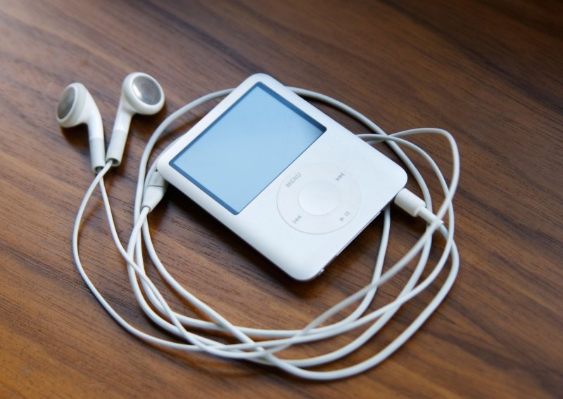 [FOTO] Zbogom, iPod: Apple će posljednji preostali model prodavati samo do isteka zaliha